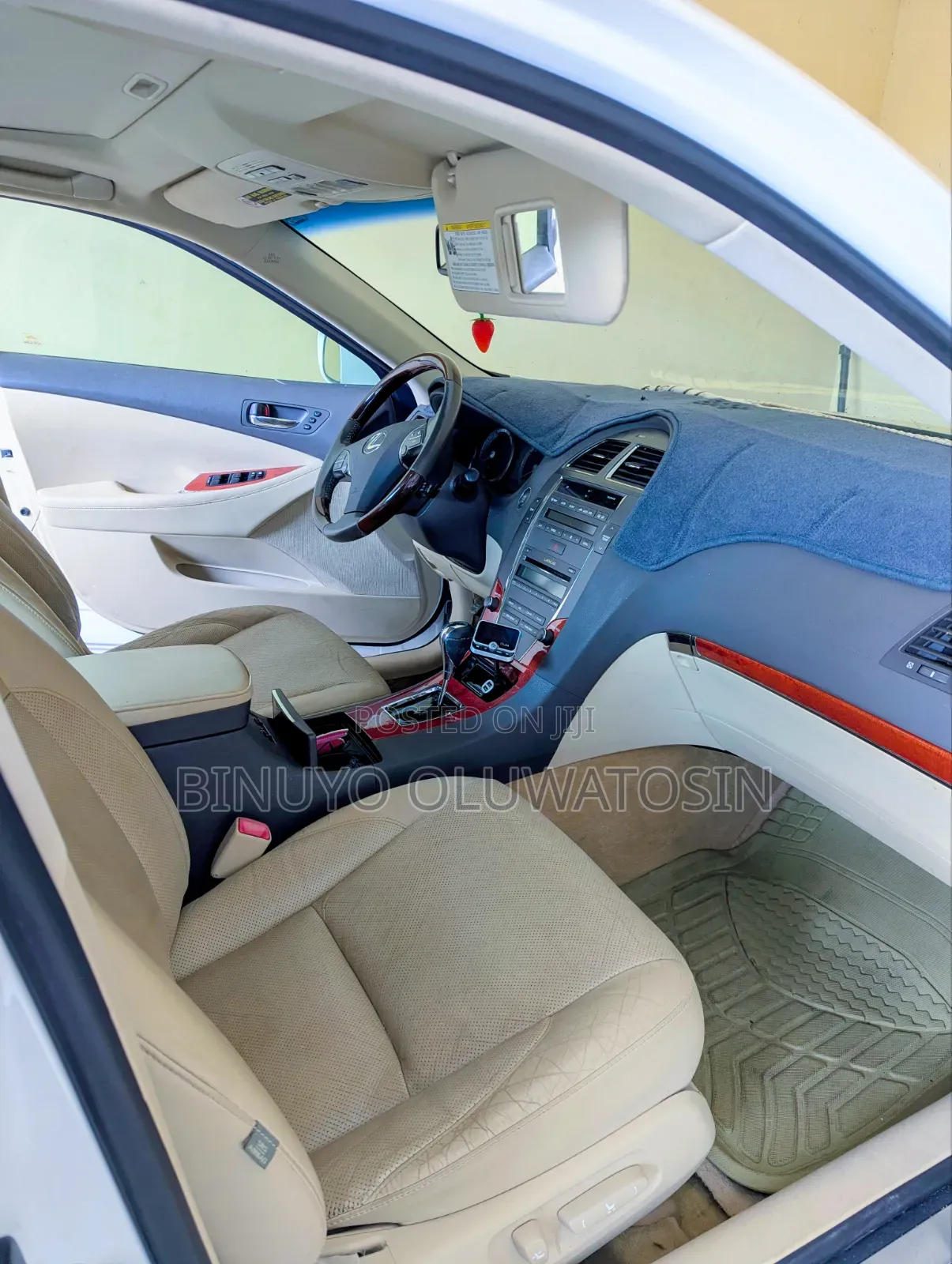 Lexus ES 2012 White