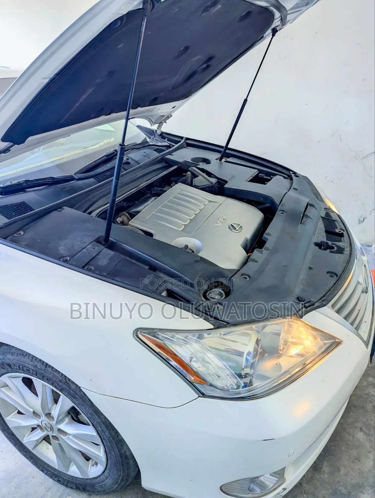 Lexus ES 2012 White