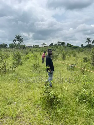 An Acre of Land for Sale With Registered Survey Plan Other Documents