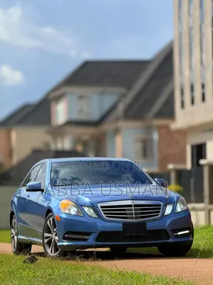 Mercedes-Benz E350 Base 2dr Coupe RWD (3.5L 6cyl 7A) 2010 Blue