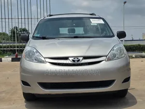 Toyota Sienna 2006 Silver