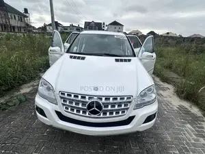 Mercedes-Benz M Class 2011 White