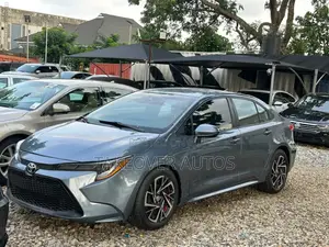 Toyota Corolla LE 2020 Blue