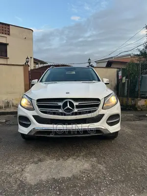 Mercedes-Benz GLE-Class GLE 350 2017 White