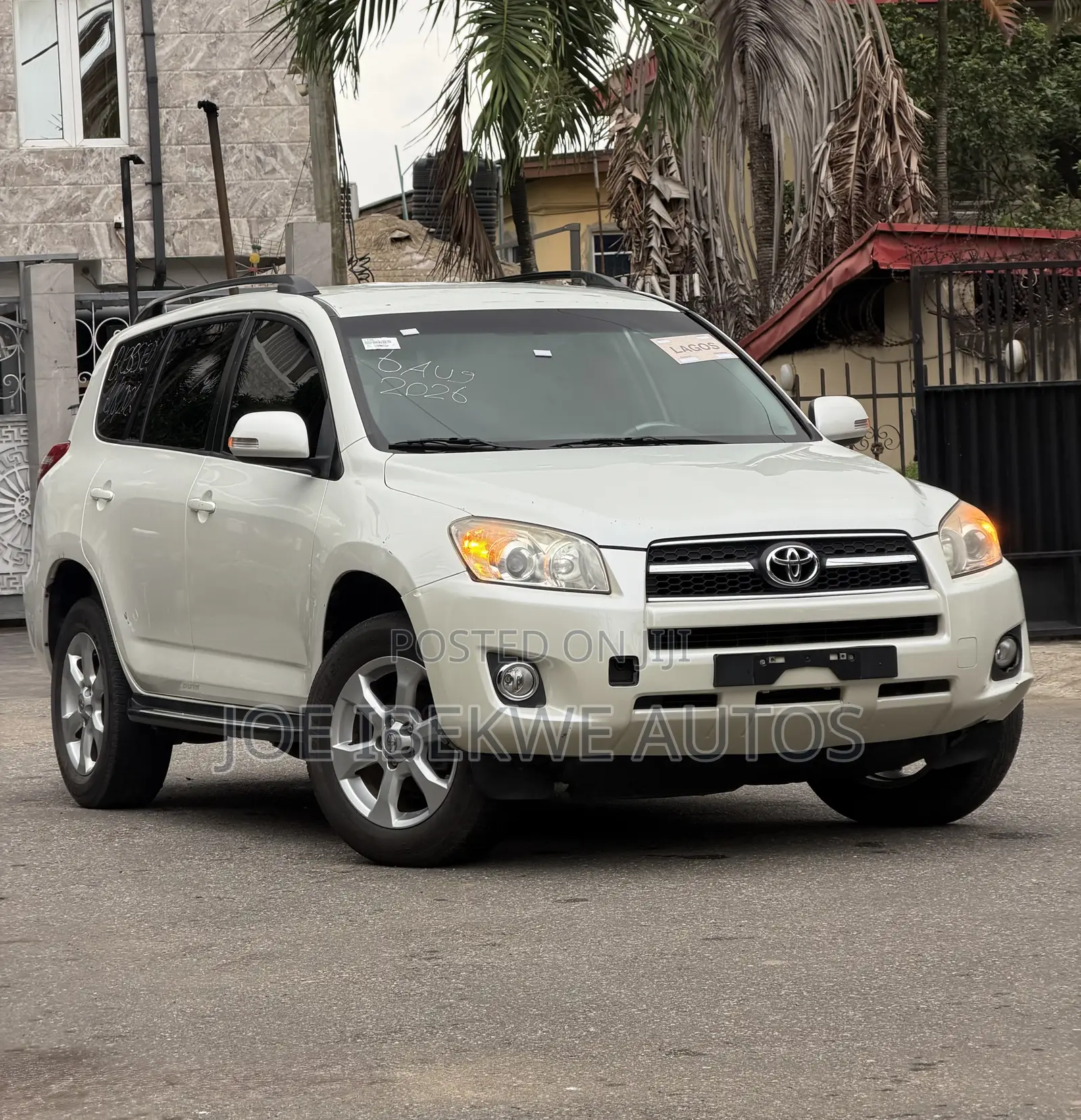 Toyota RAV4 2.5 Limited 4x4 2010 White