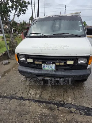 Ford E350 2007 White