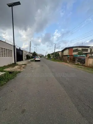 Residential Land With Demolishable Structure