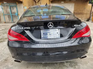Mercedes-Benz C-Class 2016 Black