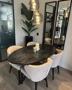 Well Finished Dinning Set With Foreign Fabric and Very Good Finishing