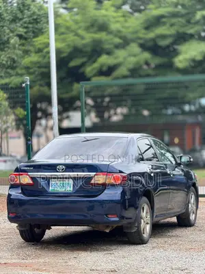 Toyota Corolla 2013 Blue