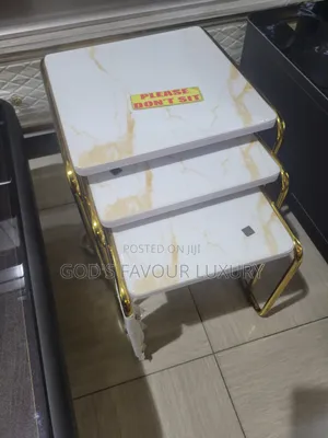 Marble in 1 Side Table.
