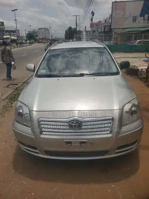 Toyota Avensis Wagon 2005 Gray
