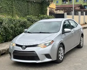 Toyota Corolla LE Eco Premium 4dr Sedan (1.8L 4cyl CVT) 2015 Silver