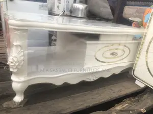 Royal Center Table