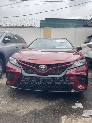 Toyota Camry XSE FWD (2.5L 4cyl 8AM) 2018 Burgundy