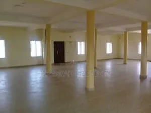 Big Commercial Space for Sale Magoboro