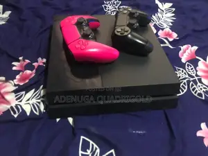 PS4 With Games With 4 Pads
