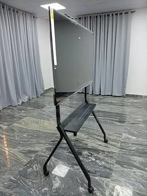 Mobile TV Trolley 32 to 109 Inches.