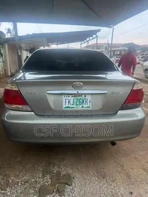 Toyota Camry 2006 Gray