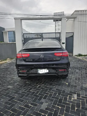 Mercedes-Benz GLE-Class 2016 Blue