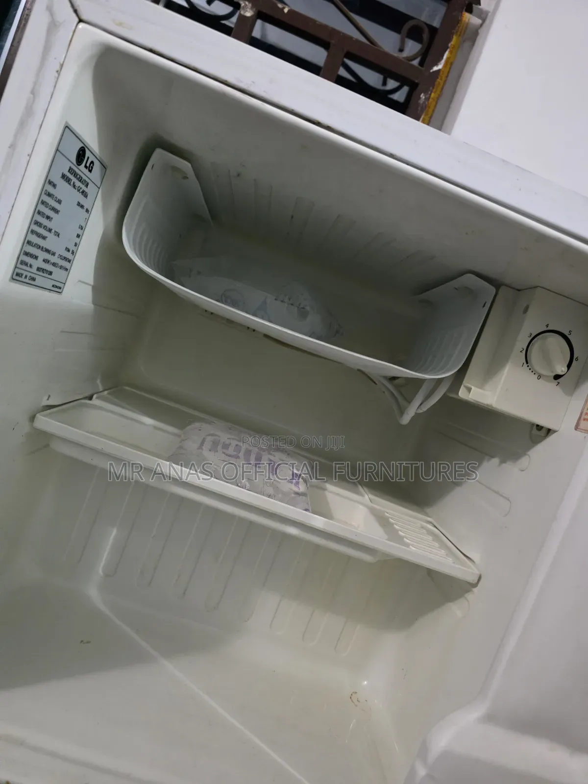 LG Bedside Fridge