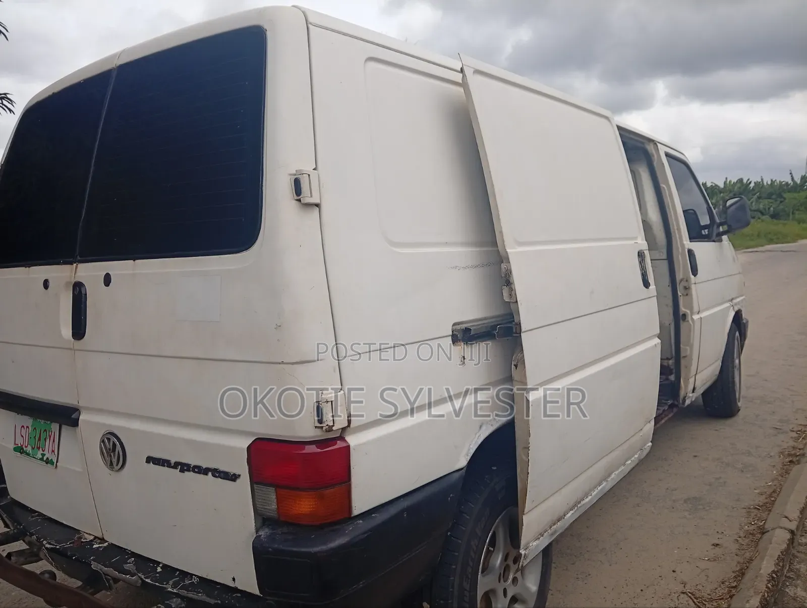 Volkswagen Transporter 2004 White