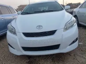 Toyota Matrix 2010 White