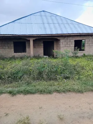 6bdrm Bungalow in Ibadan for sale