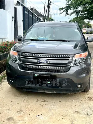 Ford Explorer XLT 4dr SUV AWD (3.5L 6cyl 6A) 2015 Brown