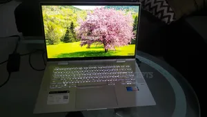 Laptop HP Envy x360 Convertible 15 es2xx 16GB Intel Core i7 SSD 512GB