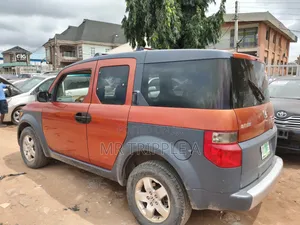 Honda Element LX Automatic 2005 Orange