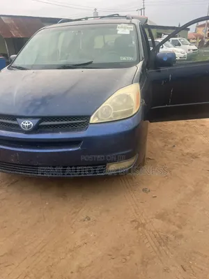 Toyota Sienna 2006 Blue