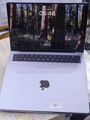 Laptop Apple MacBook Pro 2021 M1 16GB Apple M1 Pro SSD 512GB