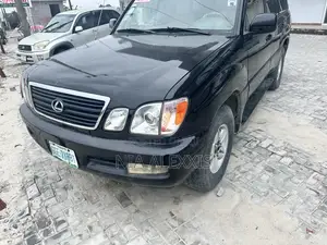 Lexus LX 470 AWD 2000 Black