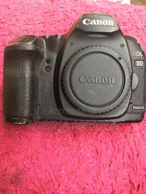 Canon 5D Mark 11 Body Only