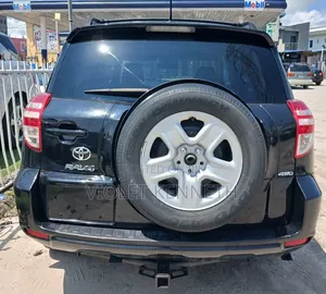 Toyota RAV4 2010 Blue