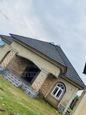 Furnished 3bdrm Bungalow in Ado Ekiti for sale