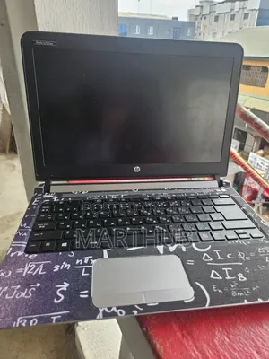 Laptop HP ProBook 430 G3 8GB Intel Core i3 HDD+SSD 320GB