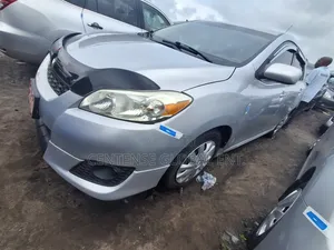 Toyota Matrix 2011 Silver