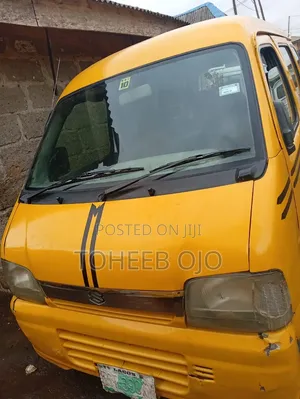 Volkswagen Transporter 1998 Yellow