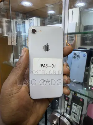 Apple iPhone 8 64 GB White