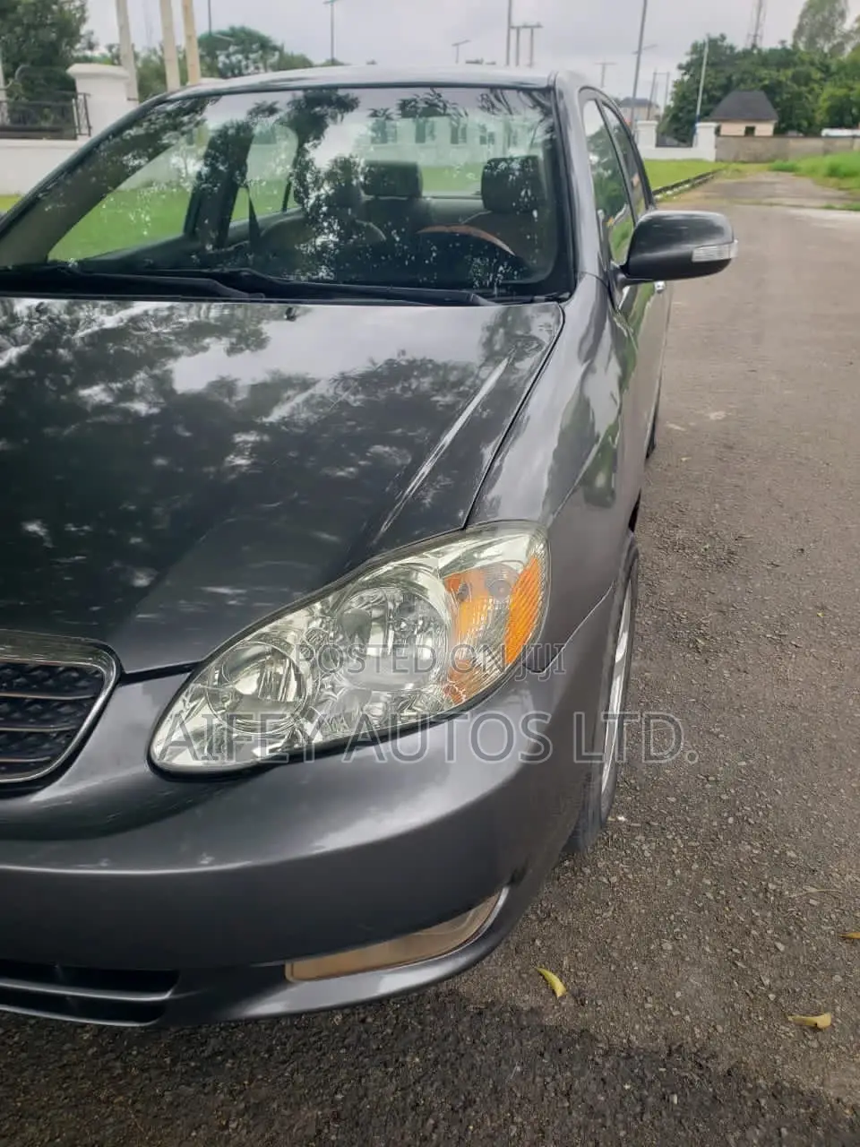 Toyota Corolla 2004 Gray