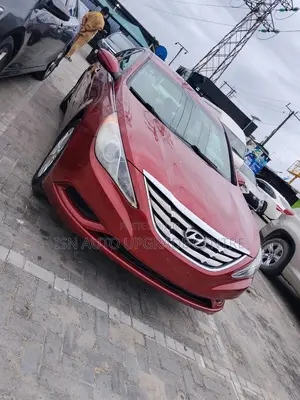 Hyundai Sonata 2011 Red