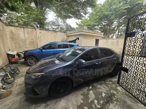 Toyota Corolla S 4dr Sedan (1.8L 4cyl CVT) 2016 Gray