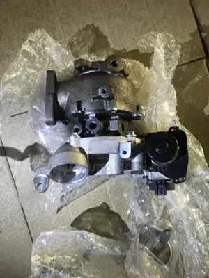 Turbocharger Toyota Land Cruiser 1VD V8 Engine