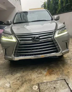 Lexus LX 570 AWD 2021 Gold