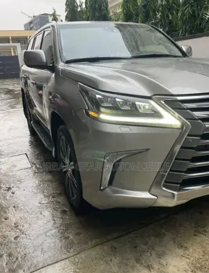 Lexus LX 570 AWD 2021 Gold