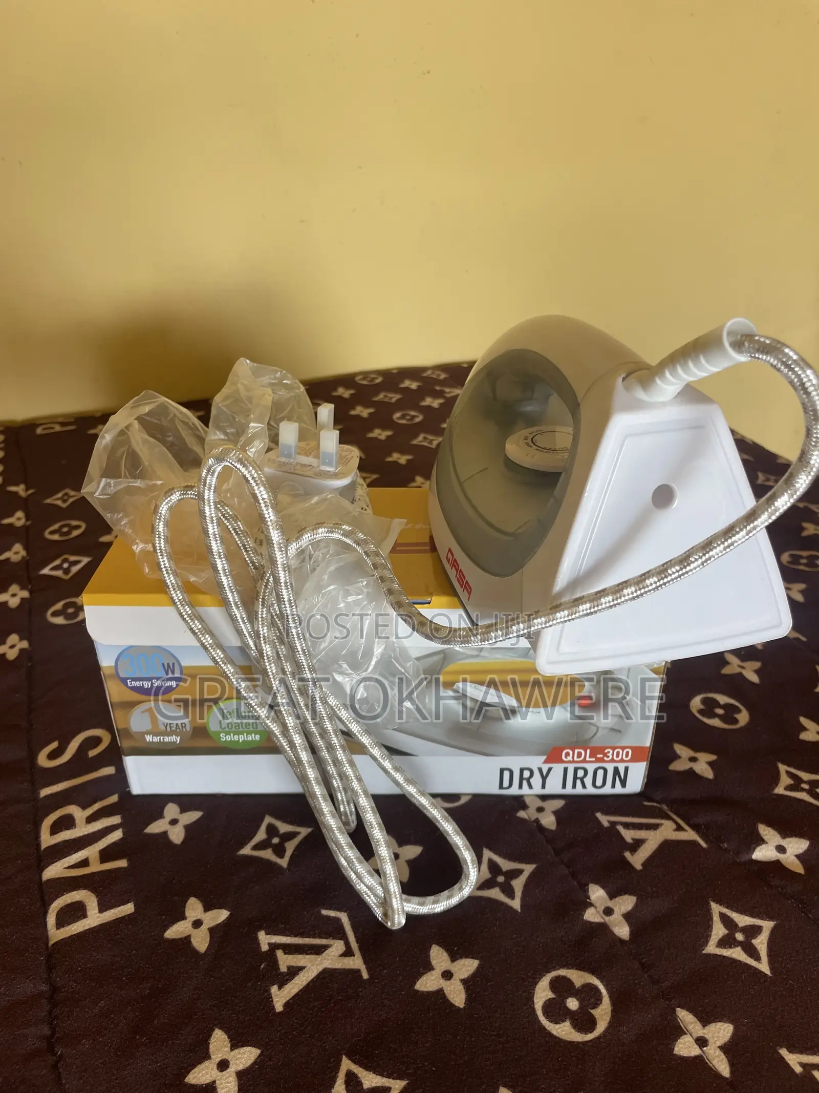 Qasa Solar Iron