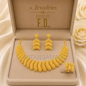 Luxury Gold Jewelry Set – Necklace, Earrings Ring