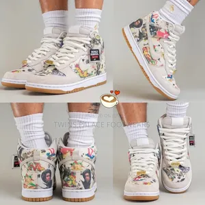 World Famous Supreme Nike